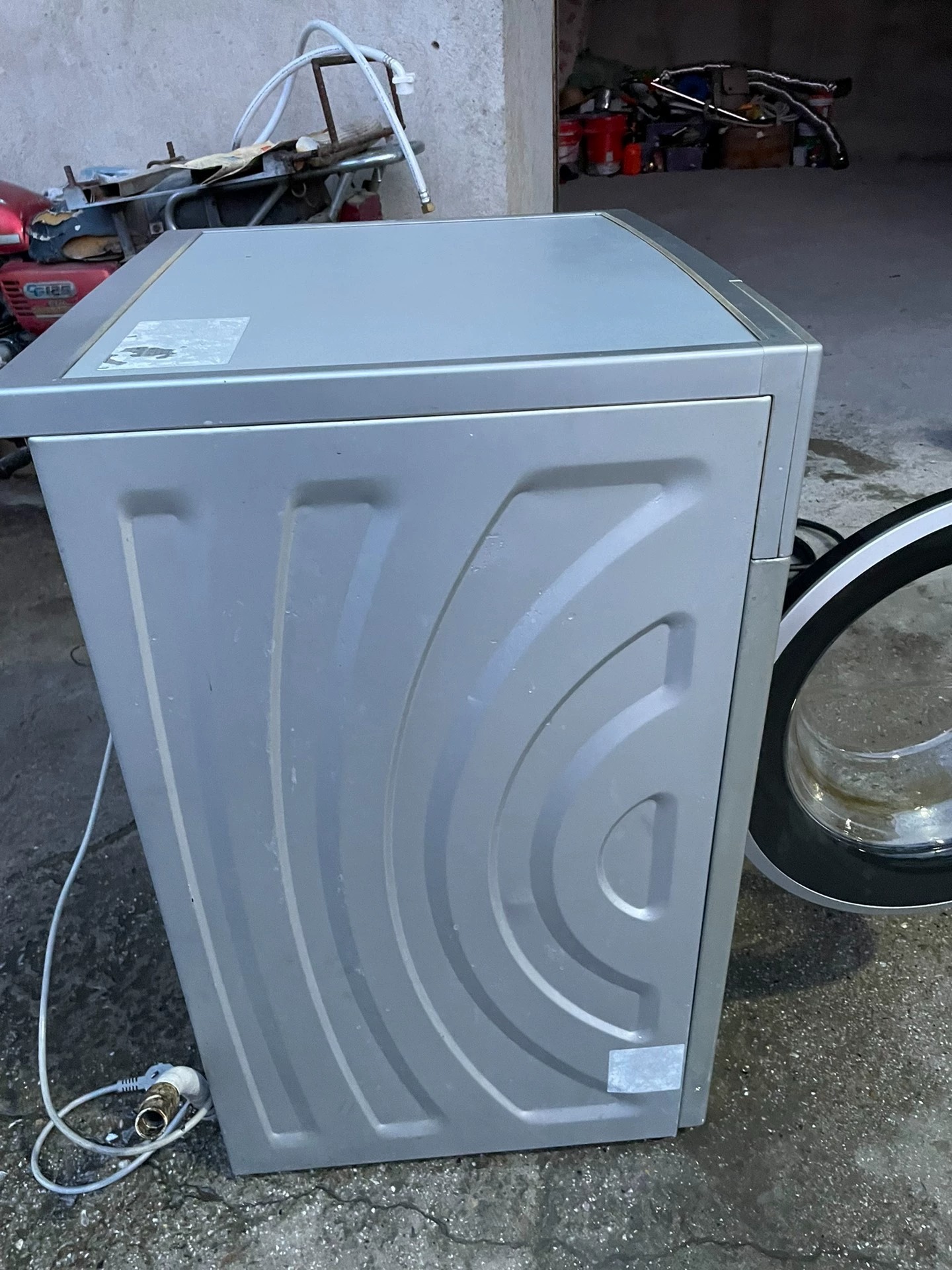 个人一手闲置松下洗衣机，型号看图，便宜出700元，功能正常，仅自提。松下牌子好用没得说，二手商品售出不退换